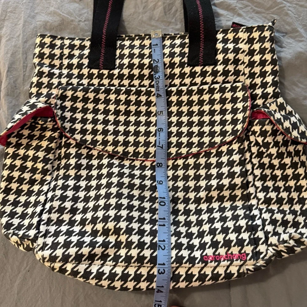 Aaronchang Medium Size Tote Bag Houndstooth With‎ Hot Pink Accents - Picture 10 of 11